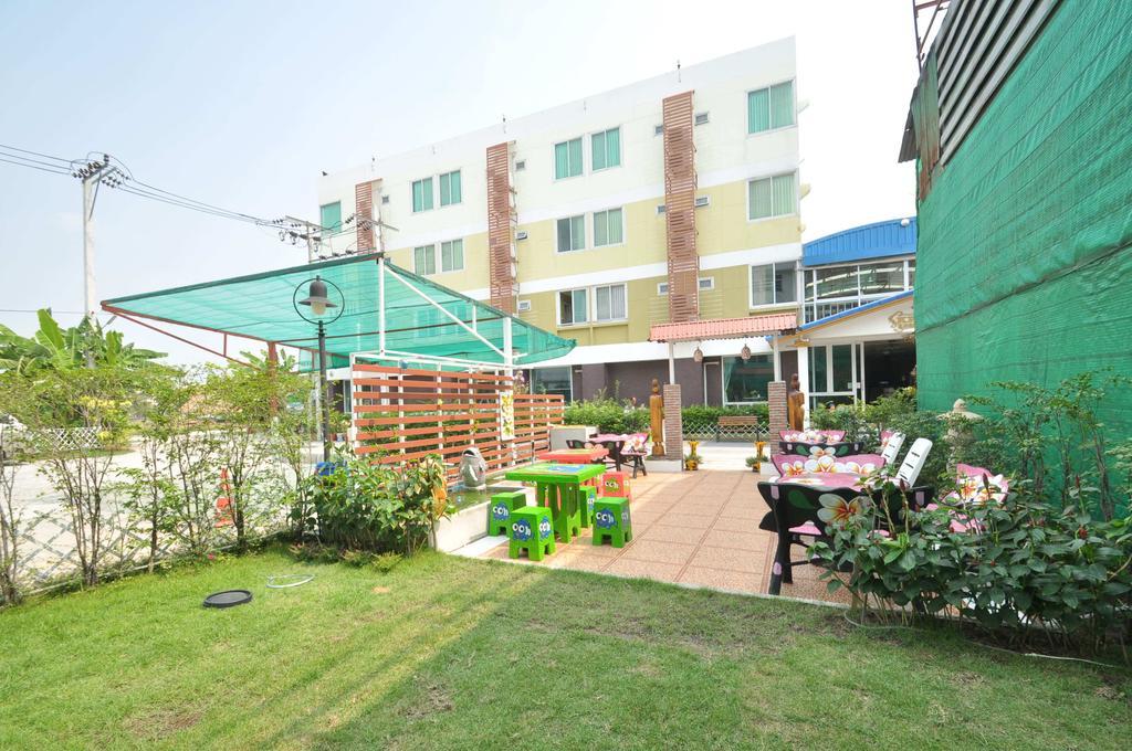 Kriss Residence Bangkok Zewnętrze zdjęcie